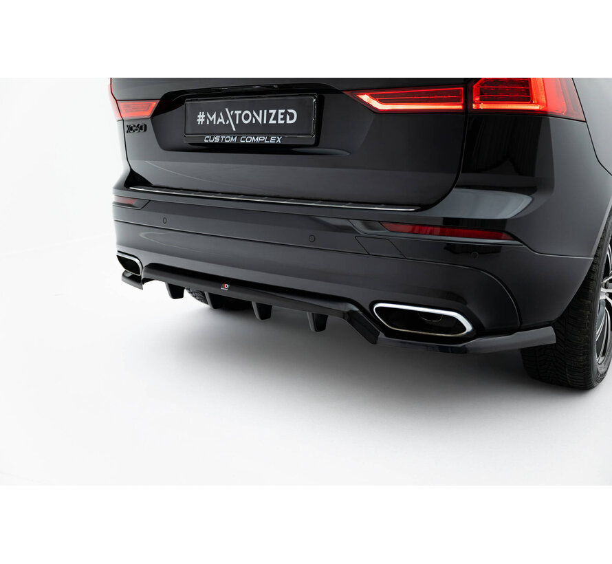 Maxton Design Rear Splitter (with vertical bars) Volvo XC60 Mk2
