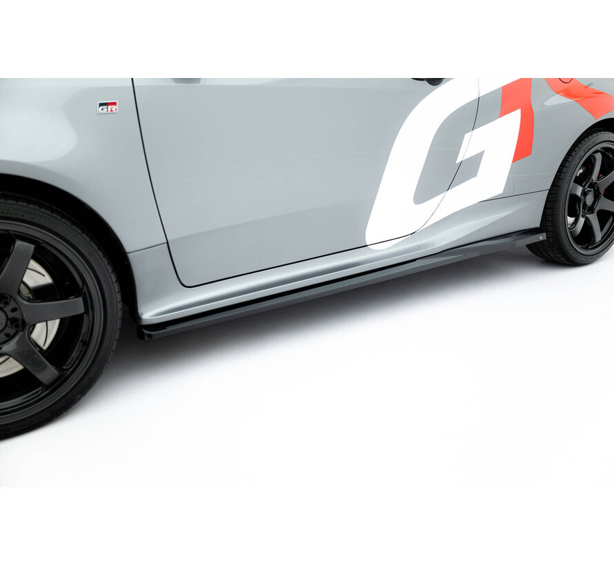 Maxton Design Side Skirts Diffusers Toyota GR Yaris Mk4 Facelift