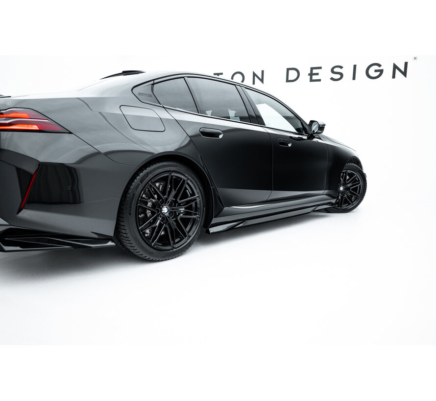 Maxton Design Side skirts Diffusers BMW M5 Sedan / Touring G90