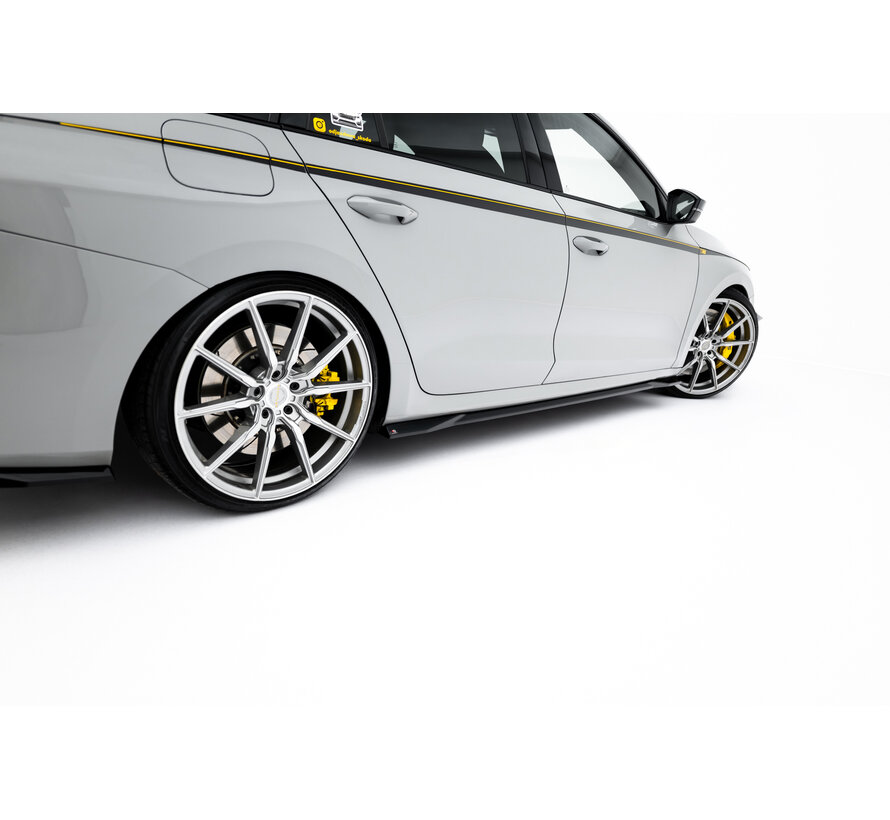 Maxton Design Side Skirts Diffusers V.3 Skoda Octavia RS Liftback / Combi Mk4