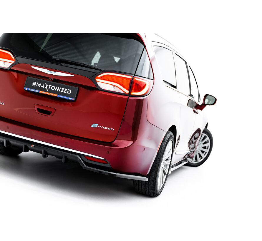 Maxton Design Set of Splitters Chrysler Pacifica Mk2