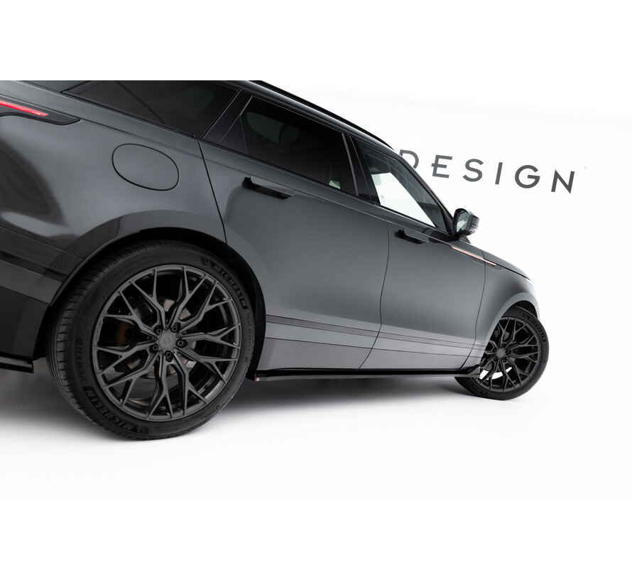 Maxton Design Set of Splitters Land Rover Range Rover Velar R-Dynamic Mk1 (The kit is not compatible with a towbar)