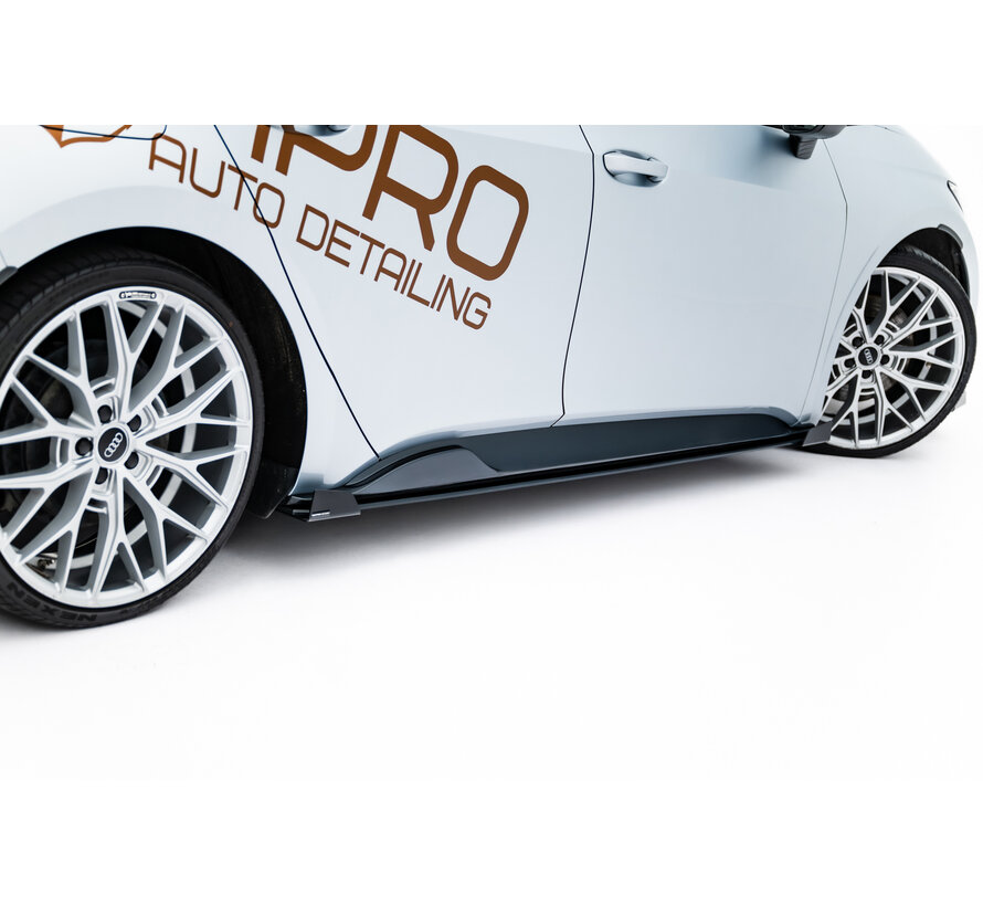 Maxton Design Side Flaps Cupra Born Mk1