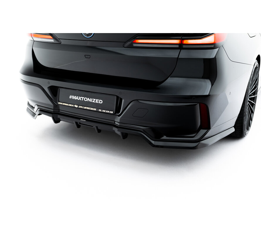 Maxton Design Rear Splitter (with vertical bars) V.2 BMW 7 M-Pack G70