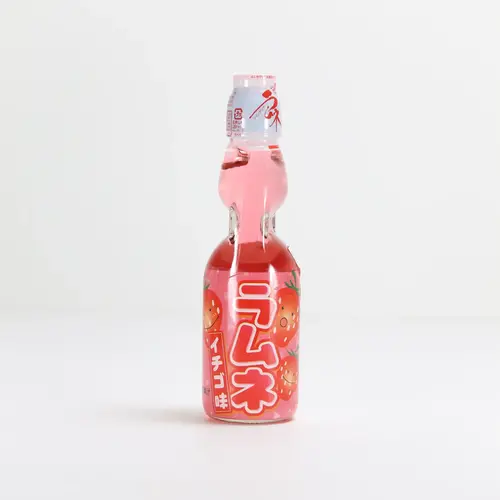 Hatakosen Hata Kosen Ramune  Strawberry Drink 200ml