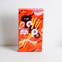 Lotte Toppo Strawberry Stick Snack 40g (S)