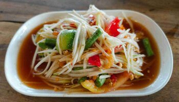 Why You Should Choose Authentic Thai Papaya when Cooking