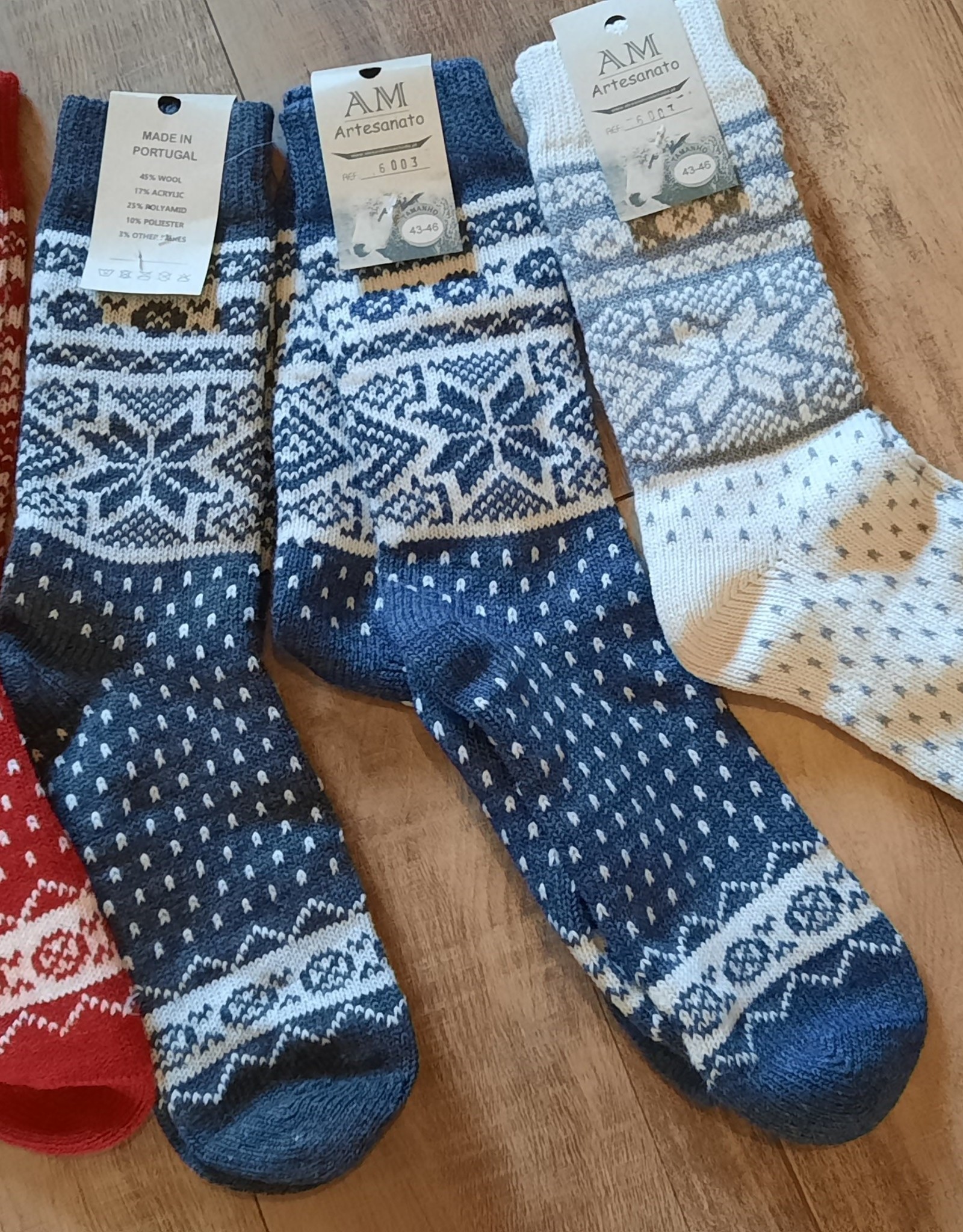 Portugesewol Wolmix sokken met Noors patroon