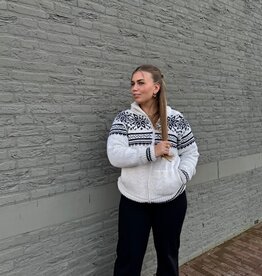 Portugesewol "Alvadia"gebreid vest met Noors patroon