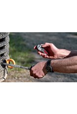 Winch (central winch) for VW T5-T6.1, for front and rear use, incl. WARN ZEON 8 (3500 kg) from Terranger