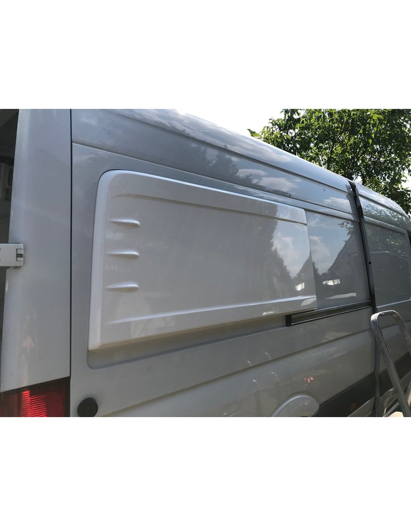 1x Sprinter 906/907 / VW Crafter 2006-2017 right side widening jaw / ear / Longsleeper for cross sleeping