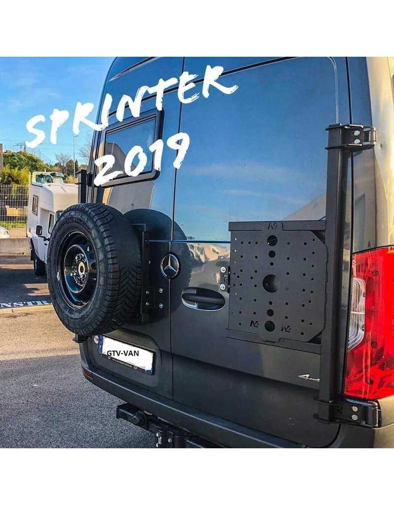 Mercedes Sprinter 907  4x2 und 4x4 Ersatzradhaltemodul für die Hecktür links (180° Tür)