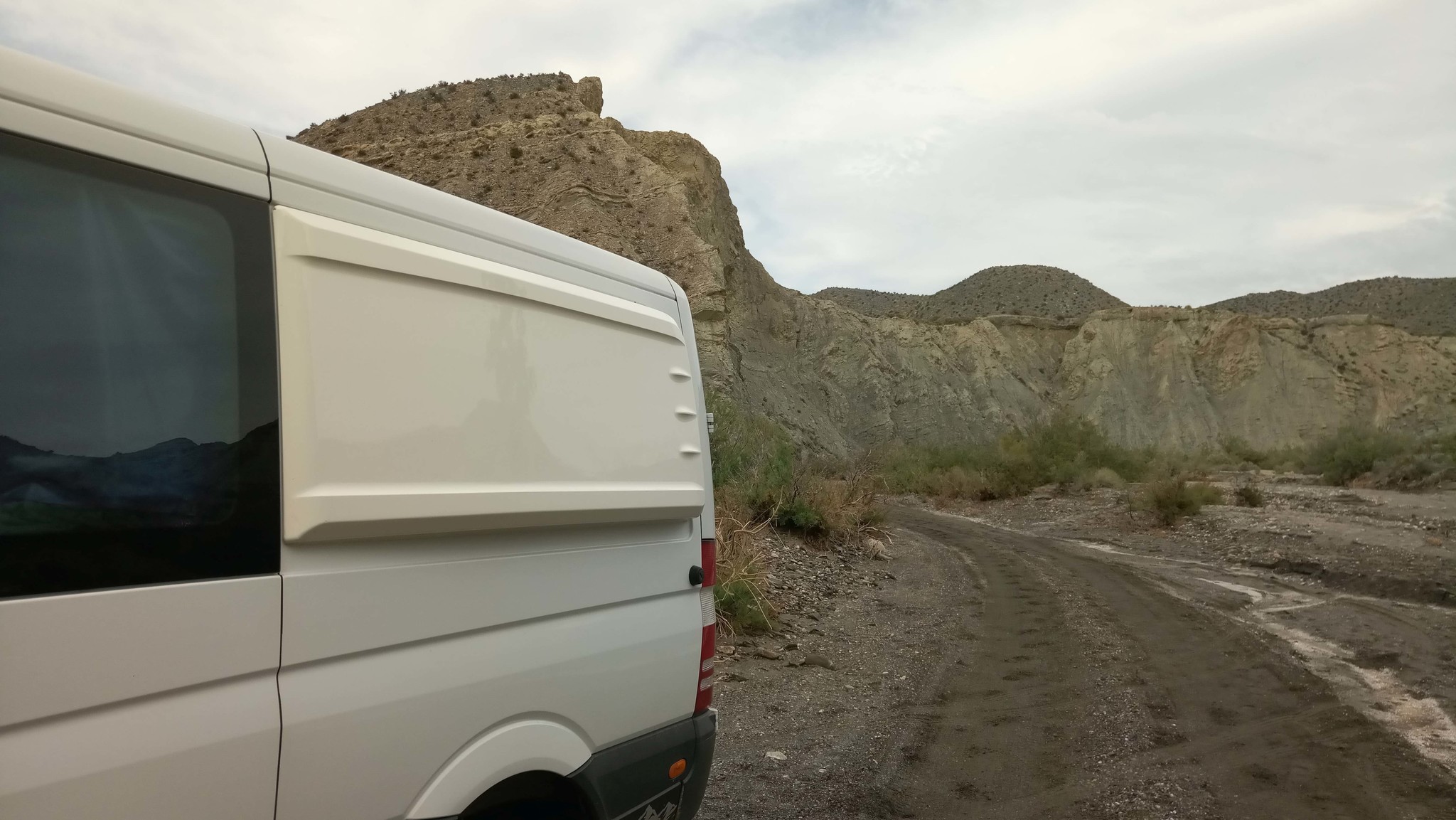 1x Joue/oreille d'élargissement gauche pour Sprinter 906/907 / VW Crafter