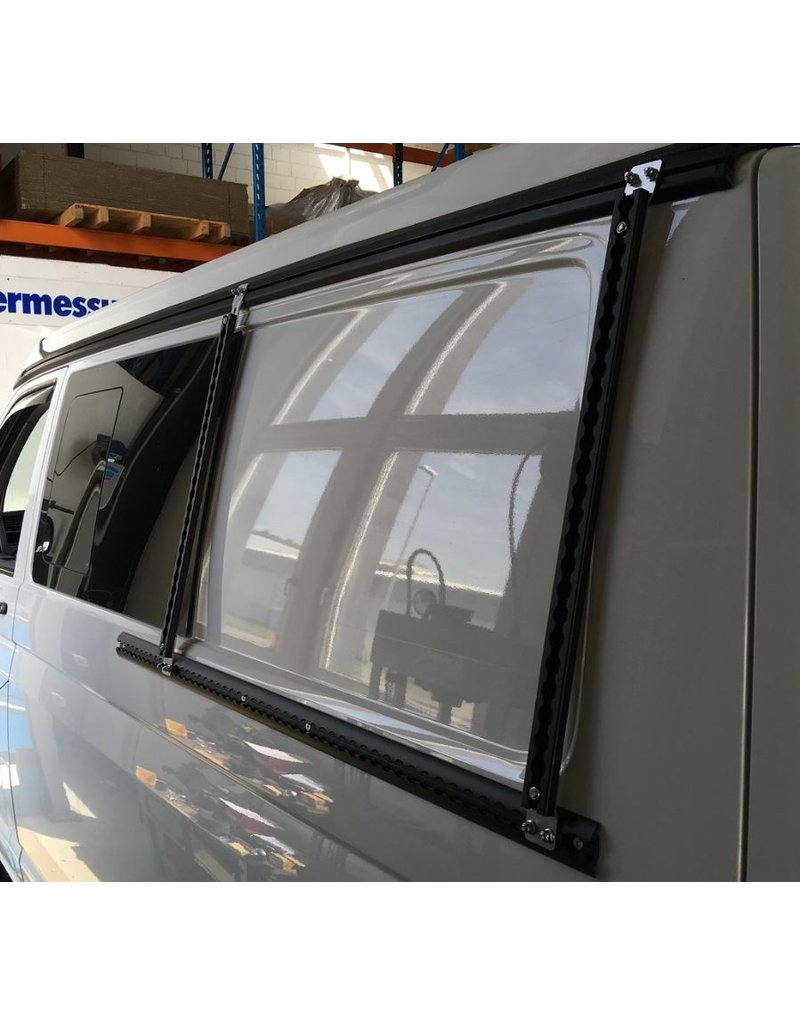 TERRANGER Lateral fastening system for the VW T5-T6.1 at the rear left side, consisting of airline rails for holding sandboards, bags, tools and much more