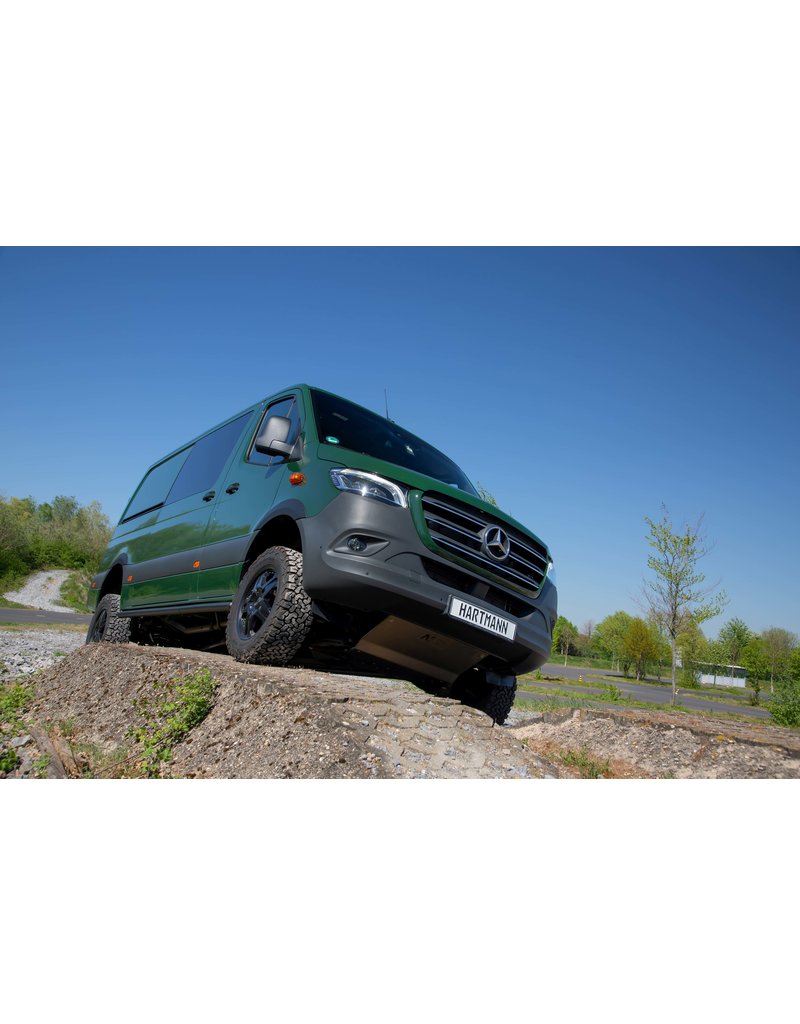 Mercedes Sprinter 907  4x4 Unterfahrschutz Motor Alu 8 mm