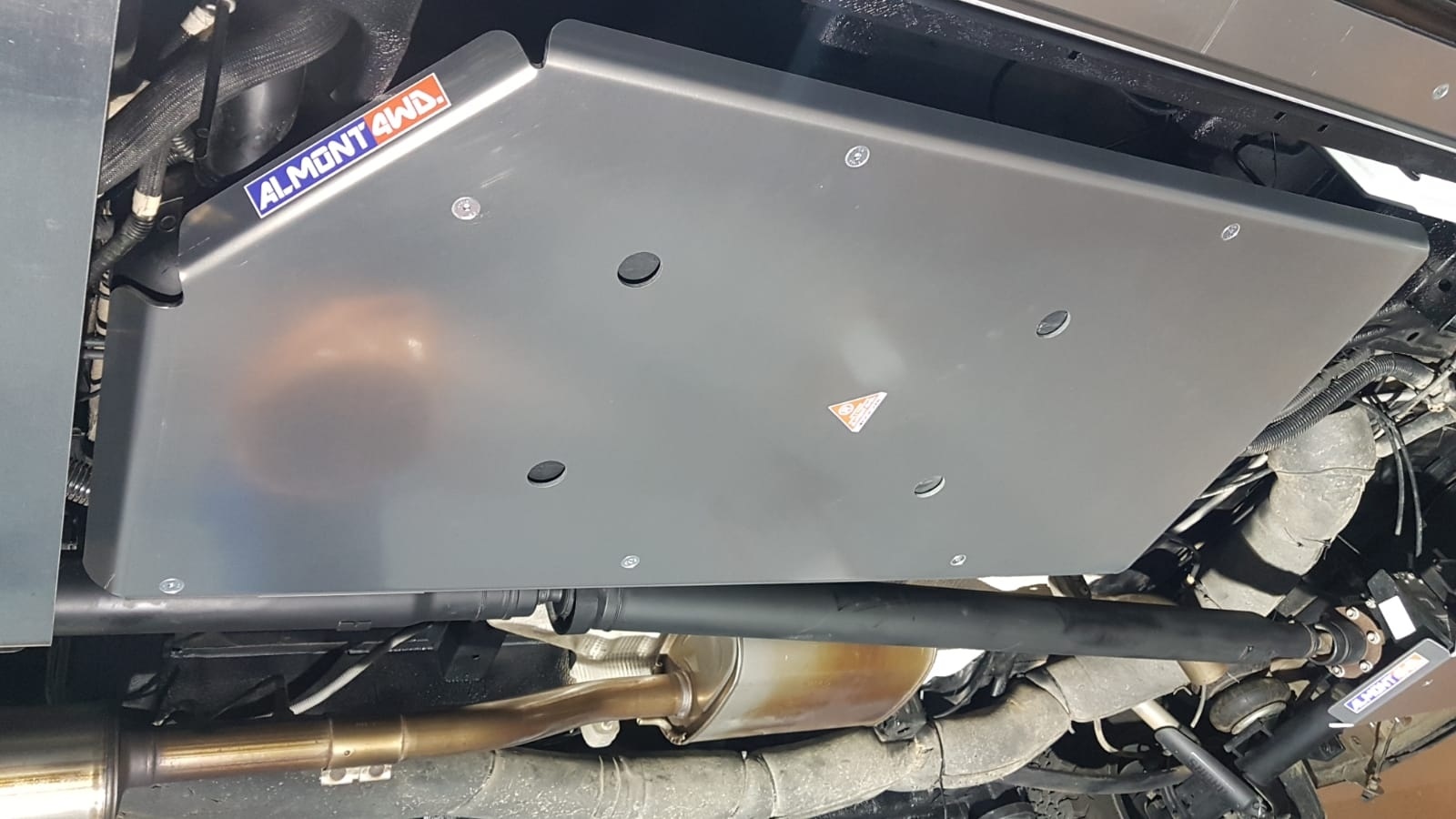 6 mm alu - Blindage de réservoir pour VW CRAFTER / MAN TGE 4X4 2019+