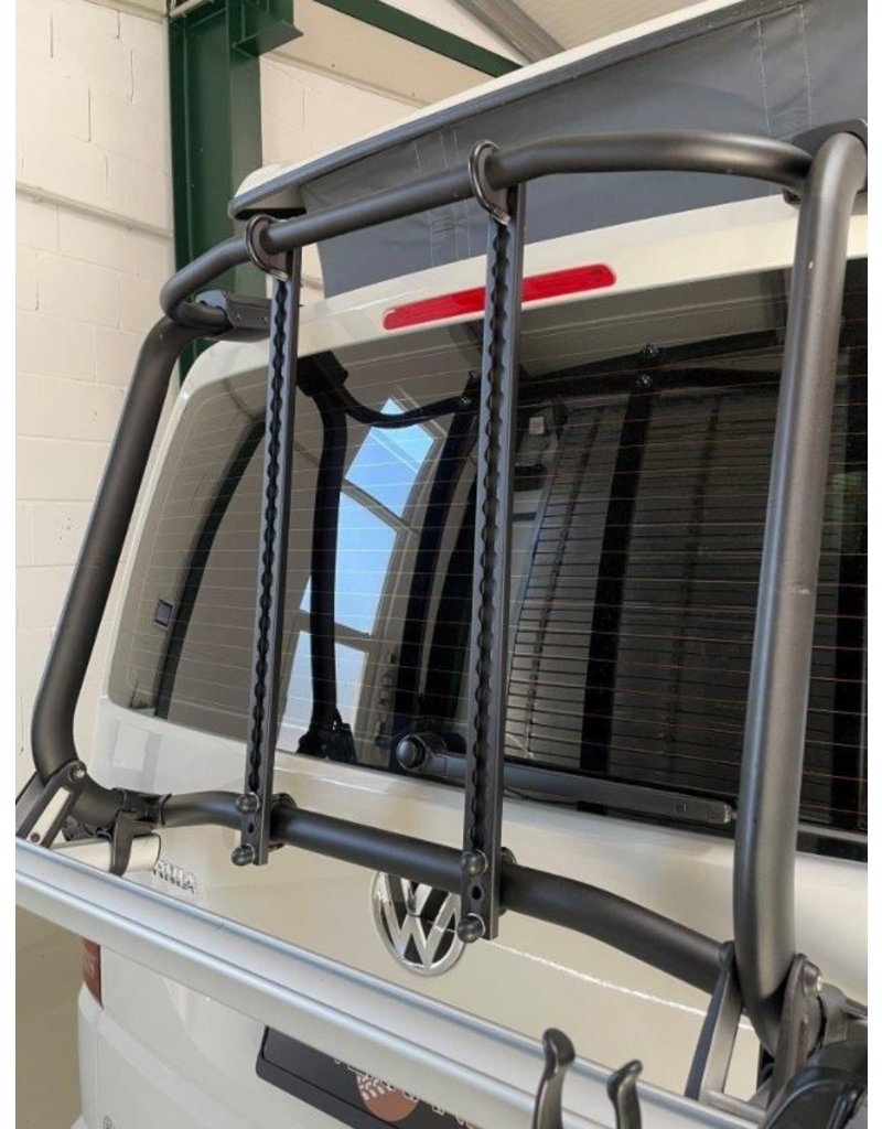 TERRANGER Modular rear carrier « light » with two vertically arranged airline lashing rails and two bicycle rails.