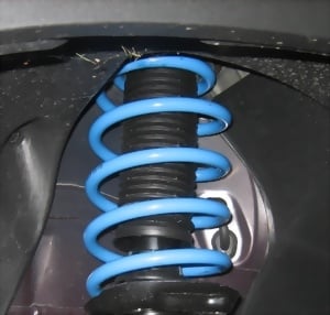 15-20 mm Kit de rehausse essieu avant pour Renault Trafic III, 05.2014+ (egalement OPEL VIVARO/ NISSAN PRIMASTAR)