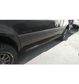 Mercedes Sprinter 907 heavy duty side sill guard with step for medium wheelbase (3924 mm).