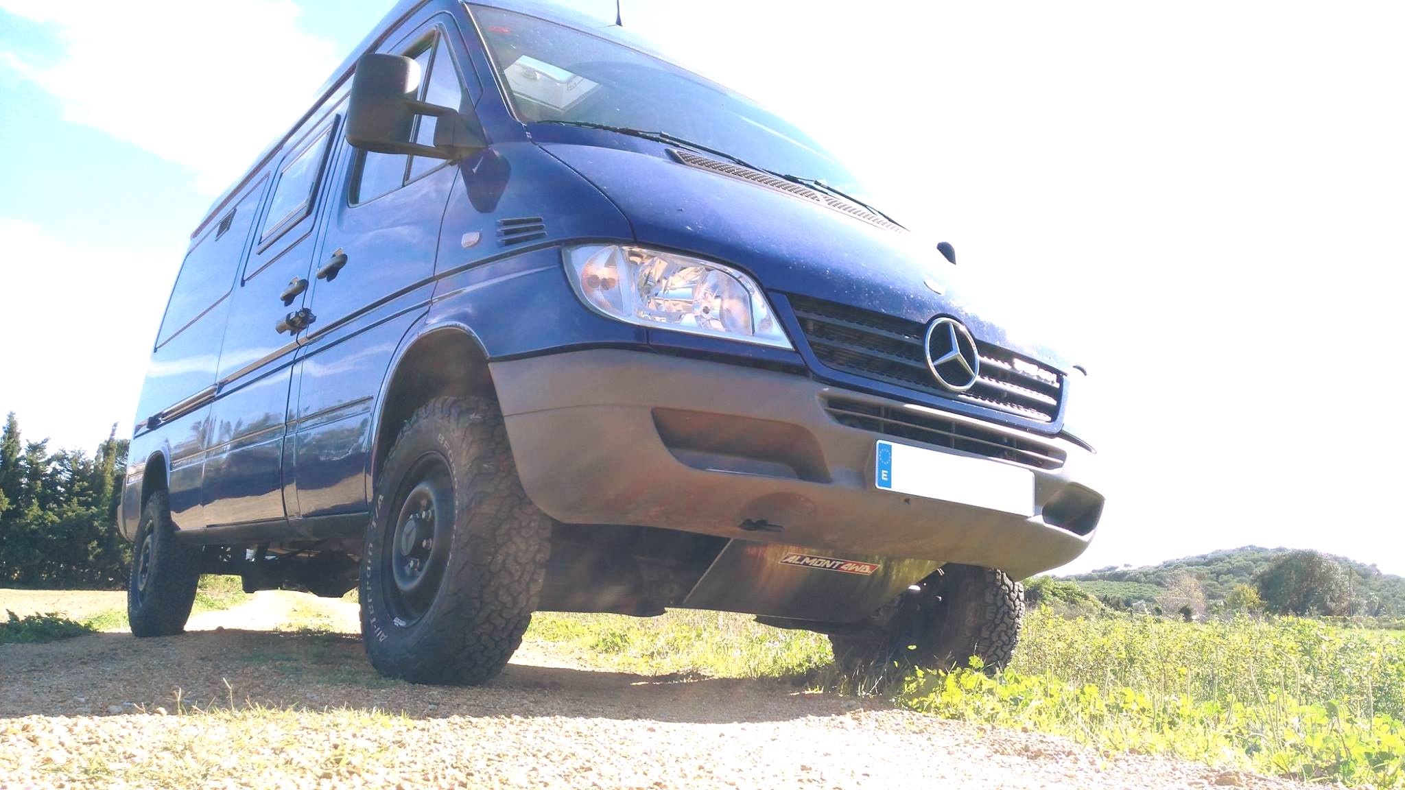8 mm Aluminium Ski de protection avant pour Mercedes Benz Sprinter T1N / 903 4x4 (1995-2006) pour moteur, radiateur, différentiel avant et boîtier de direction
