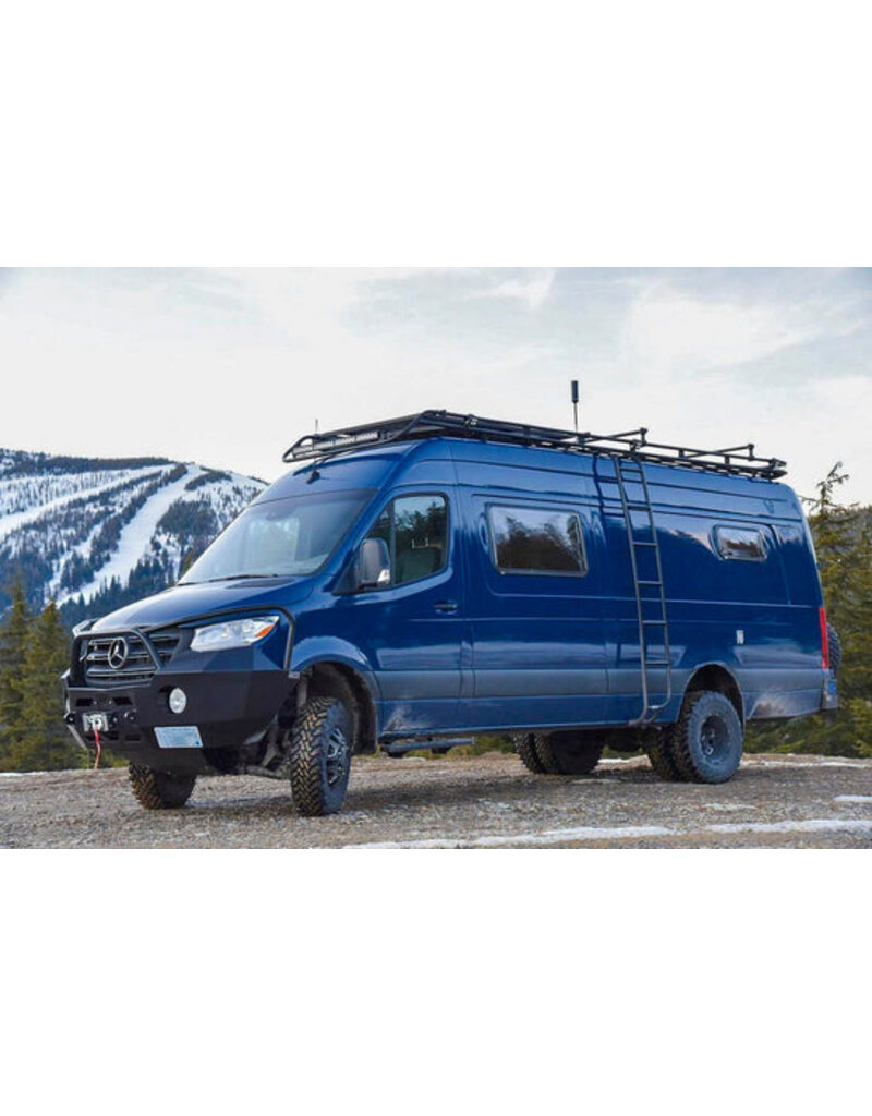 KIT DE REHAUSSE STRIKER 2” (5 ,1 cm) complet pour SPRINTER 907 4x4/AWD 2023+ (ROUES ARRIÈRES JUMELÉES) de VAN COMPASS