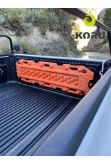 Universal mounting base for recovery boards such as Maxtrax