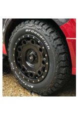 Jante aluminium KMC Holeshot XD129 17X8.5 5X120 ET 34 noir satiné pour VW Transporter T5, T6, T6.1