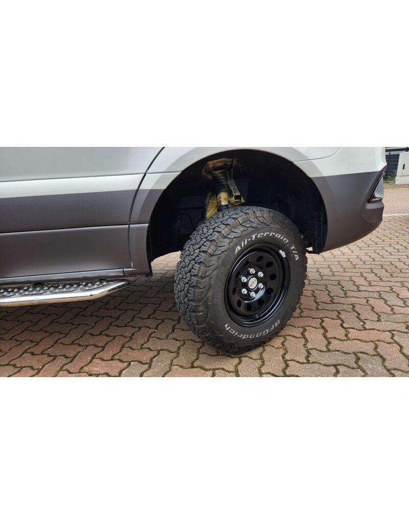 DOTZ DOTZ MODULAR BLACK - Offroad Stahlfelge 8x16 6x130 ET37 CTR84.1 inkl. Radnabenzierkappe für MB Sprinter 906/907