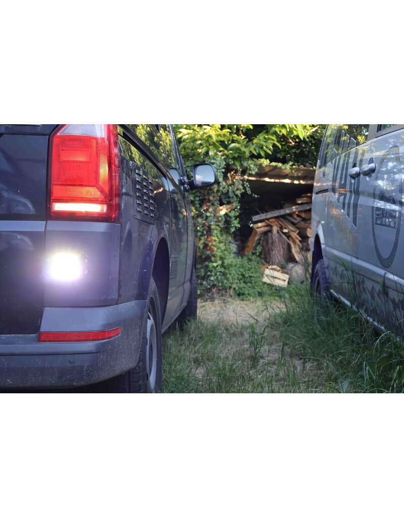 GTV-VAN LED reversing light set - Additional LED reversing light for better illumination, for VW T5-T6.1
