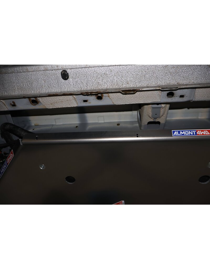 Plaque de protection/blindage pour réservoir de carburant, aluminium 6 mm pour Ford Transit/Tourneo Custom V710 (NRN/NXN) et VW T7 (2025+)