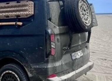 REAR CARRIER