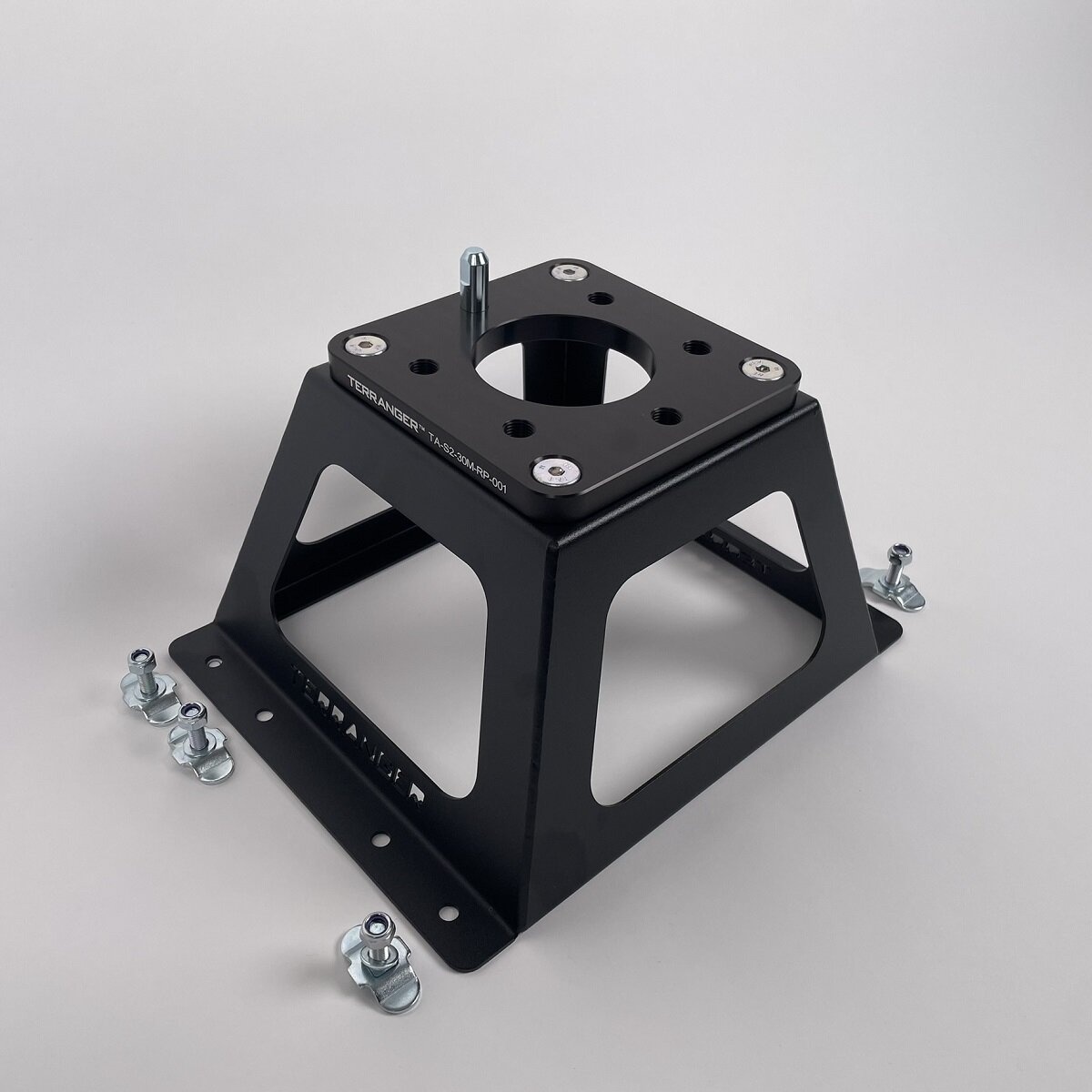 Module de fixation pour roue de secours pour MB Sprinter 906/907 (6x130) de TERRANGER