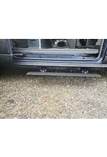 Marchepied latéral pivotant électrique, 100 cm pour porte latérale coulissante sur FORD TRANSIT 2014+ avec éclairage LED