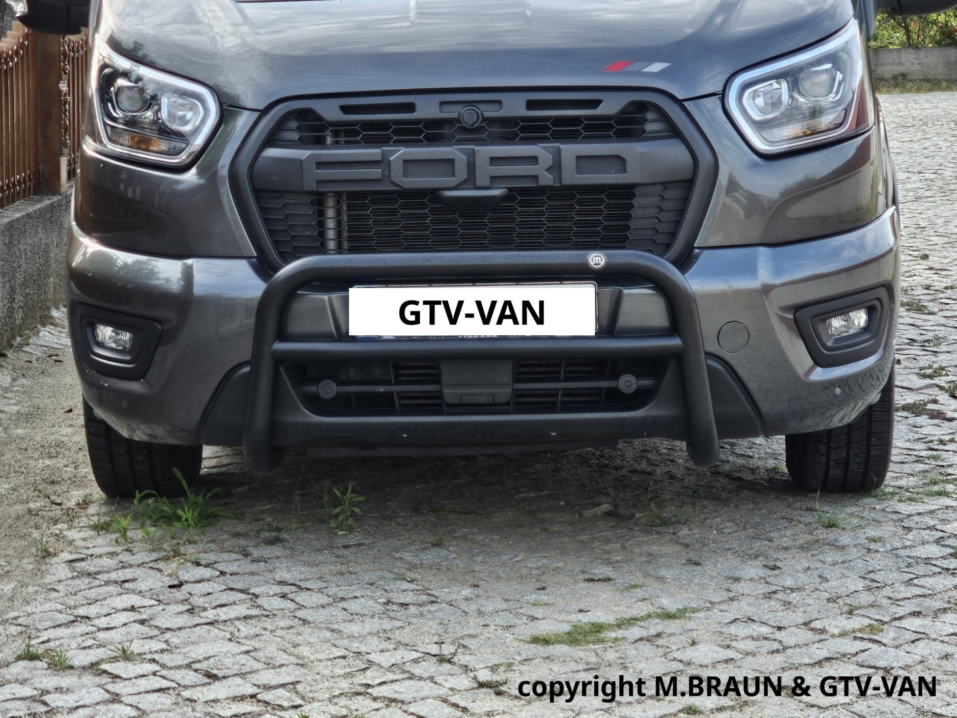 Pare buffle avant (poli ou noir) pour FORD TRANSIT (2019+)