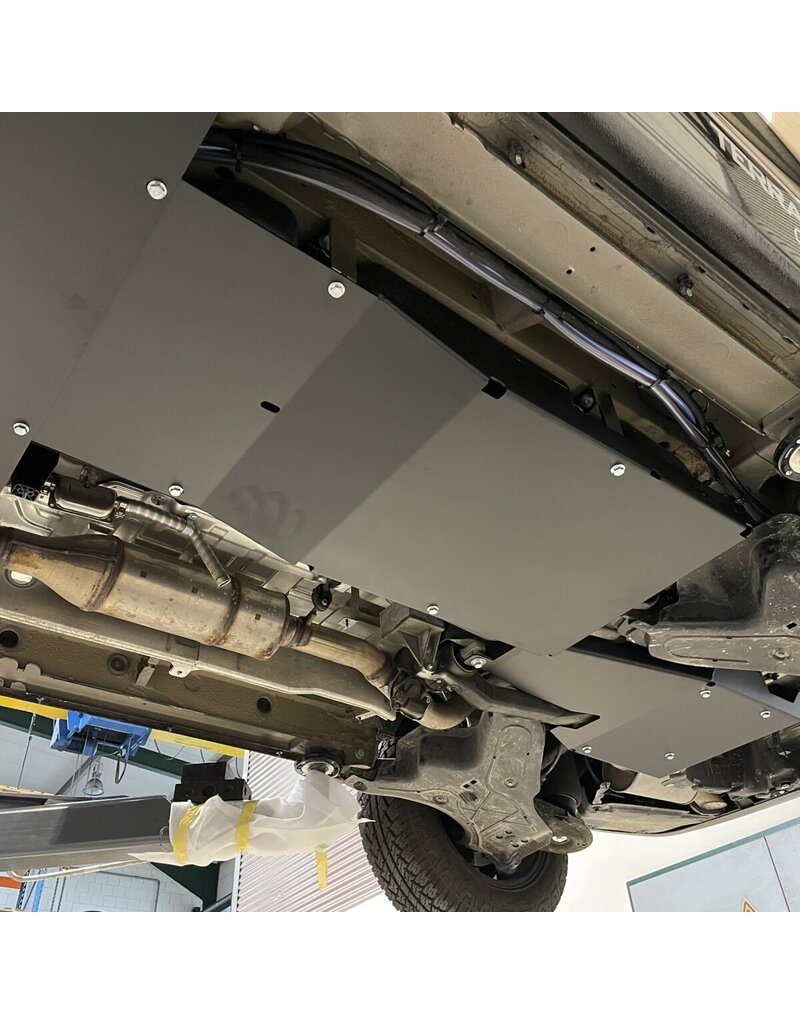Underride guard/protective skid plate for fuel tank, for MB Vito / V-Class 447