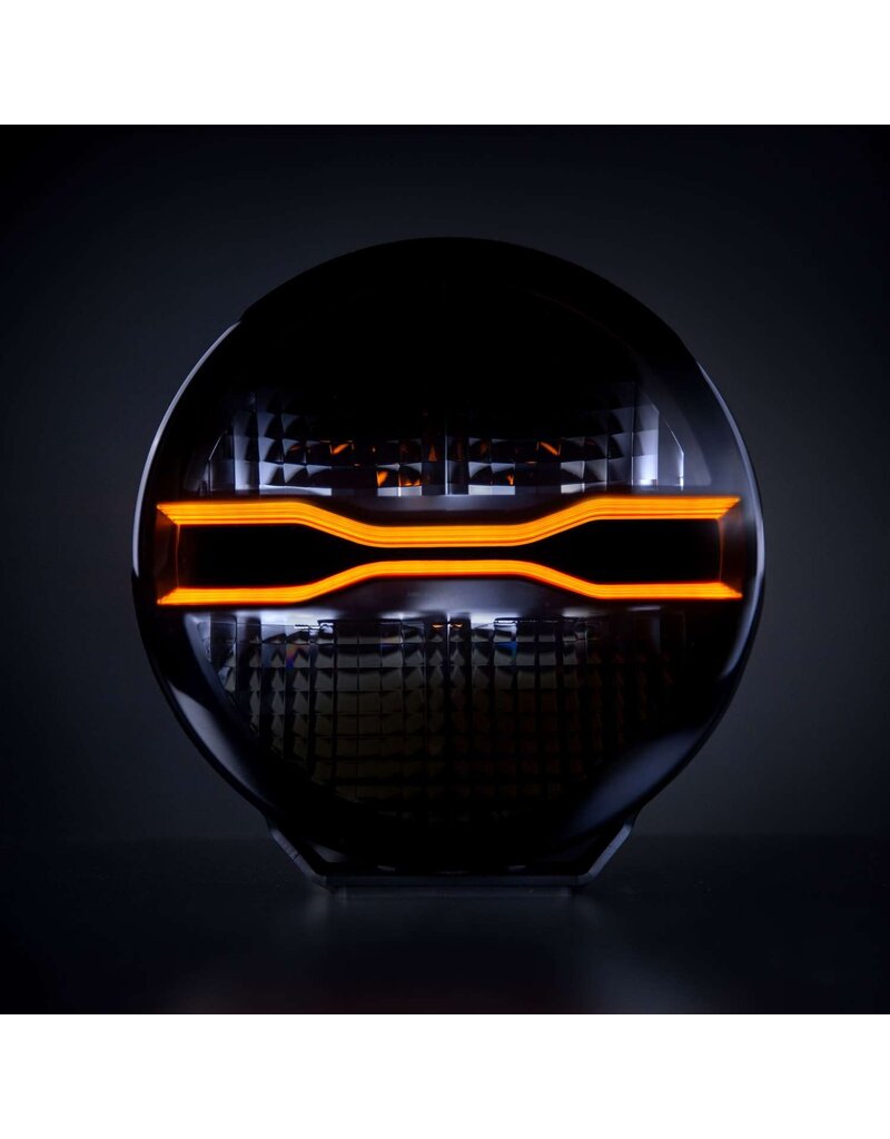 FOR9T DRAGON DRIVE DRIVING LIGHT 9″ with white/Amber position light and Xperience power mode, by STRANDS LIGHTING