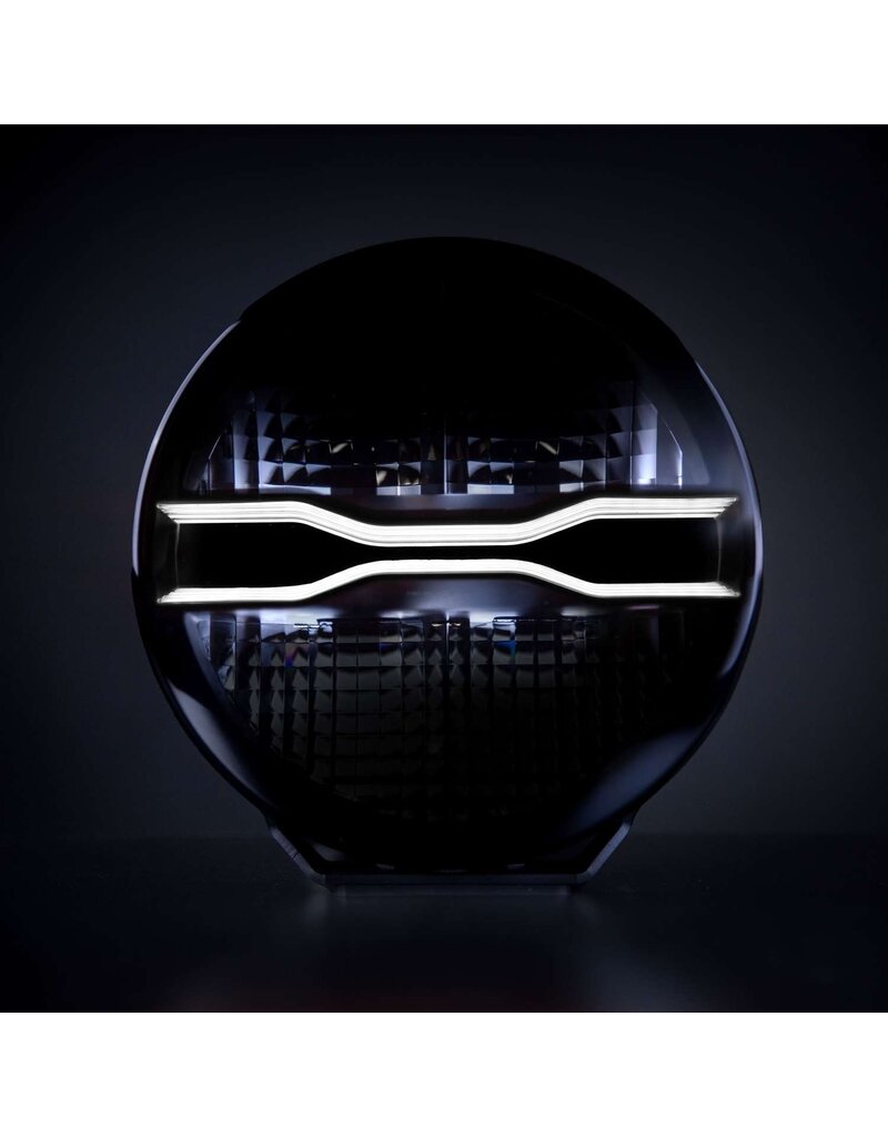 FOR9T DRAGON DRIVE DRIVING LIGHT 9″ with white/Amber position light and Xperience power mode, by STRANDS LIGHTING