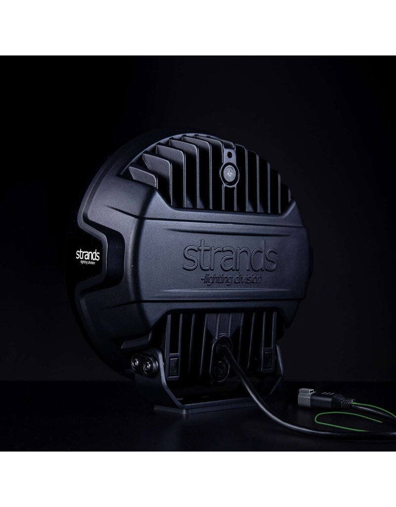 FOR9T DRAGON DRIVE LED FERNLICHT 9″ mit weißem /bernsteinfarbenem Positionslicht und Logolicht sowie Xperience power mode, von STRANDS LIGHTING