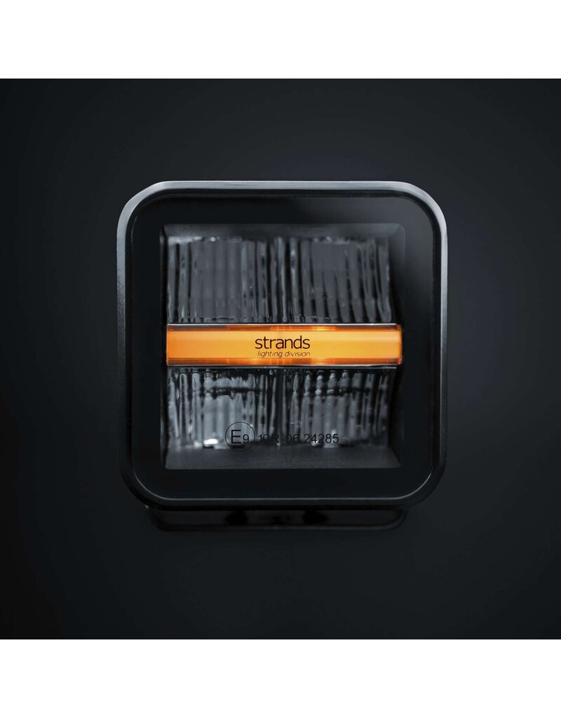 SIBERIA XP RED PANDA ARBEITSLEUCHTE 38W mit Positionslicht (3 Farben) von Strands