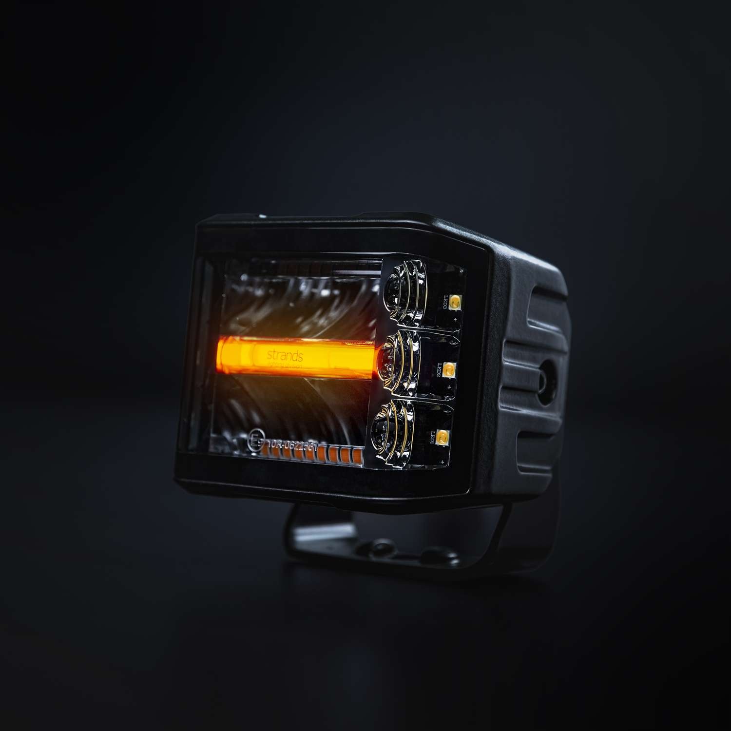 FEU DE TRAVAIL à LED SIBERIA XP RED FOX 44 W avec feu de position et de signalisation par STRANDS