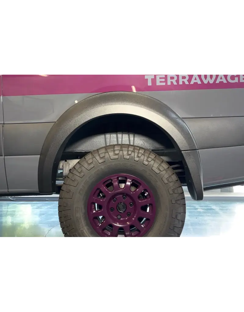 Desert Defender Fender Flares – Rounded Rear Arch, Single Cut , Full kit for Sprinter 907/VS30