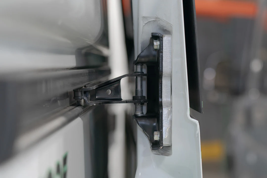ENTRETOISE DE PORTE COULISSANTE - SPRINTER 907/VS30 PAR VAN COMPASS