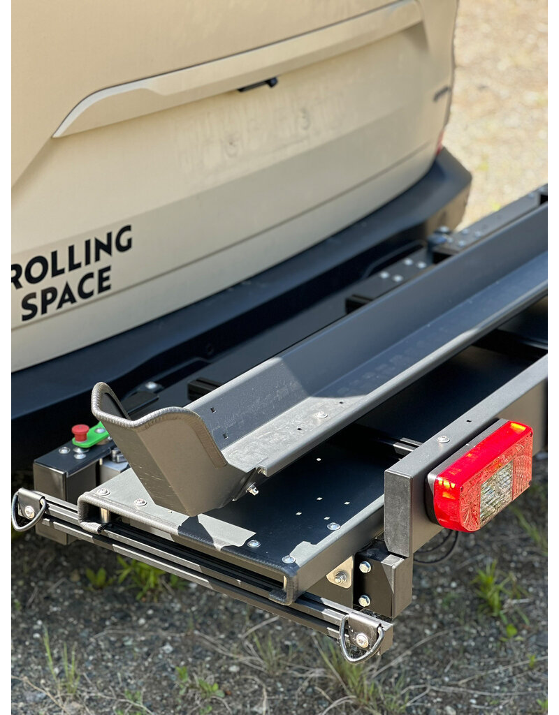 SWIVELING REAR CARRIER by Rolling Space