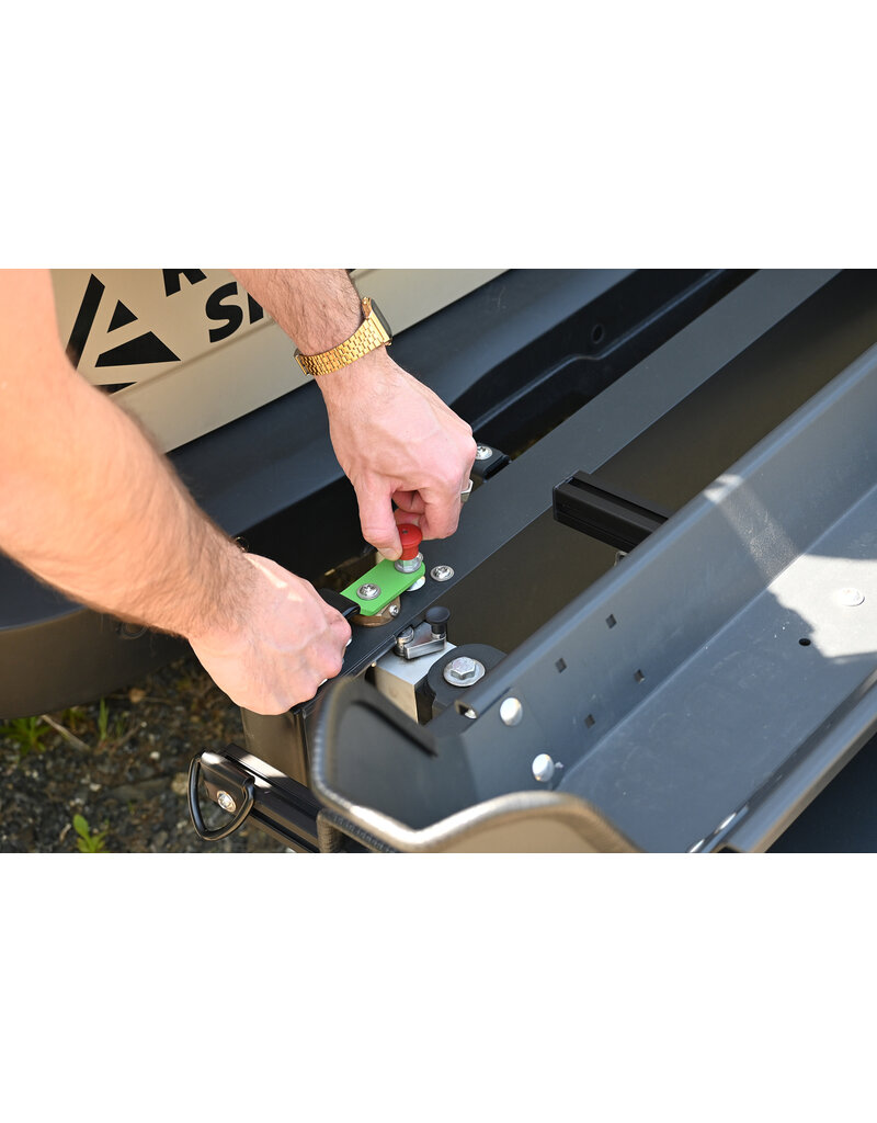 SCHWENKBARER HECKTRÄGER von Rolling Space