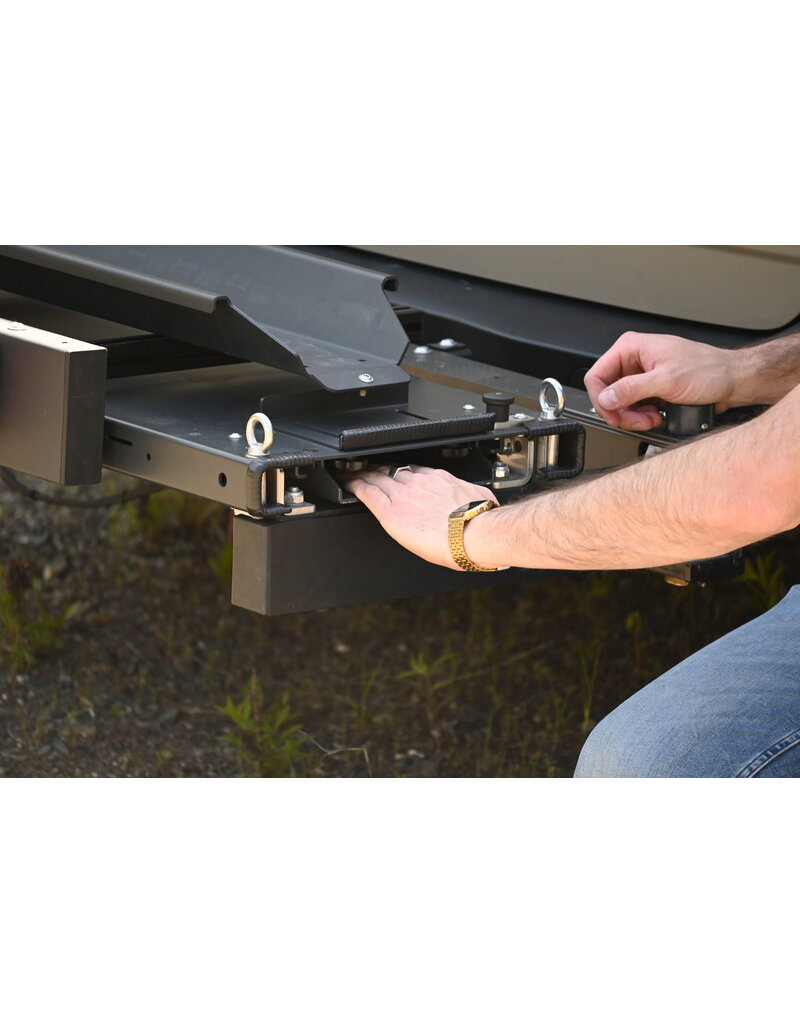 SWIVELING REAR CARRIER by Rolling Space