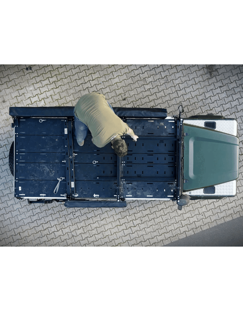 Roof rack seat / hunting stand - SpaceGuard by Rolling Space