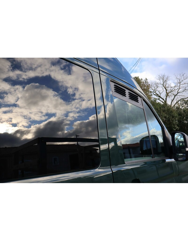 Grille d'aération pour VW Crafter / MAN TGE à partir de 03/2017
