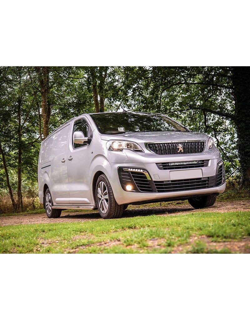 LAZER LAMPS LINEAR 18/Glide – Einbausatz für den Kühlergrill für Peugeot Expert (2016–2023)