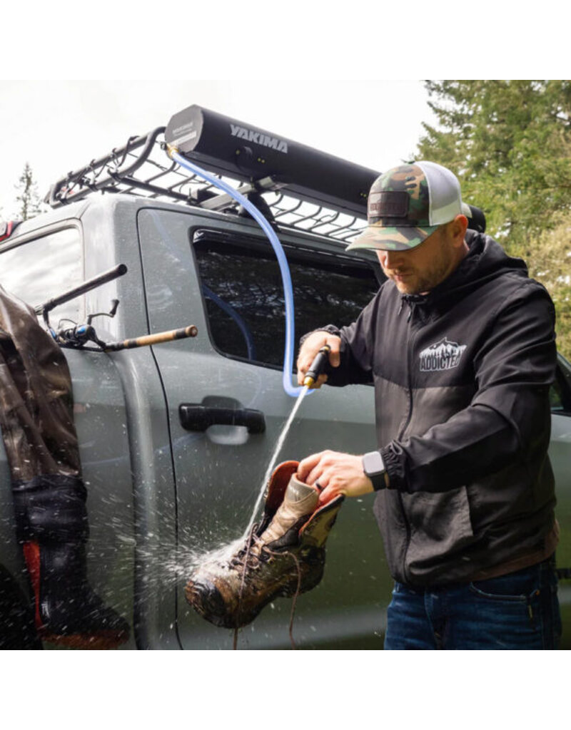 Roadshower 7G - Douche solaire / tube de douche 7 gallons = 26,5 litres, (L x l x H) 139,7 x 18,8 x 14,6 cm, 11,56 kg (vide)