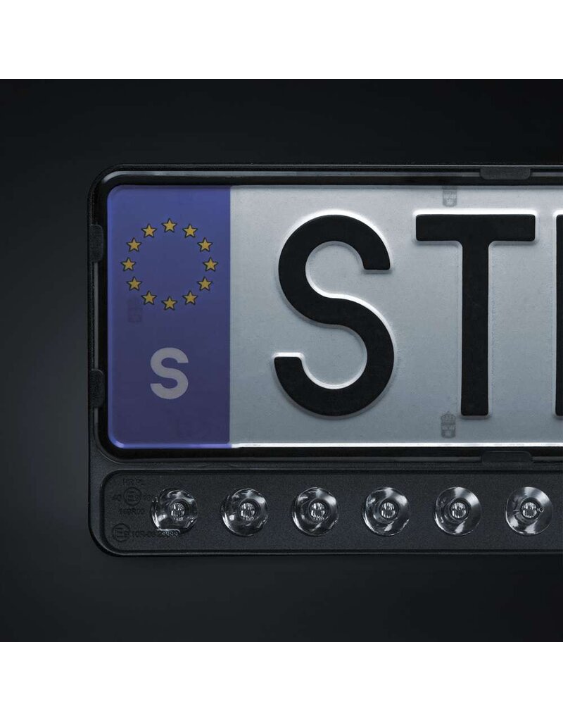 NUUK E-LINE BLACK LED BAR 20" -  LICENCE PLATE LED BAR by STRANDS